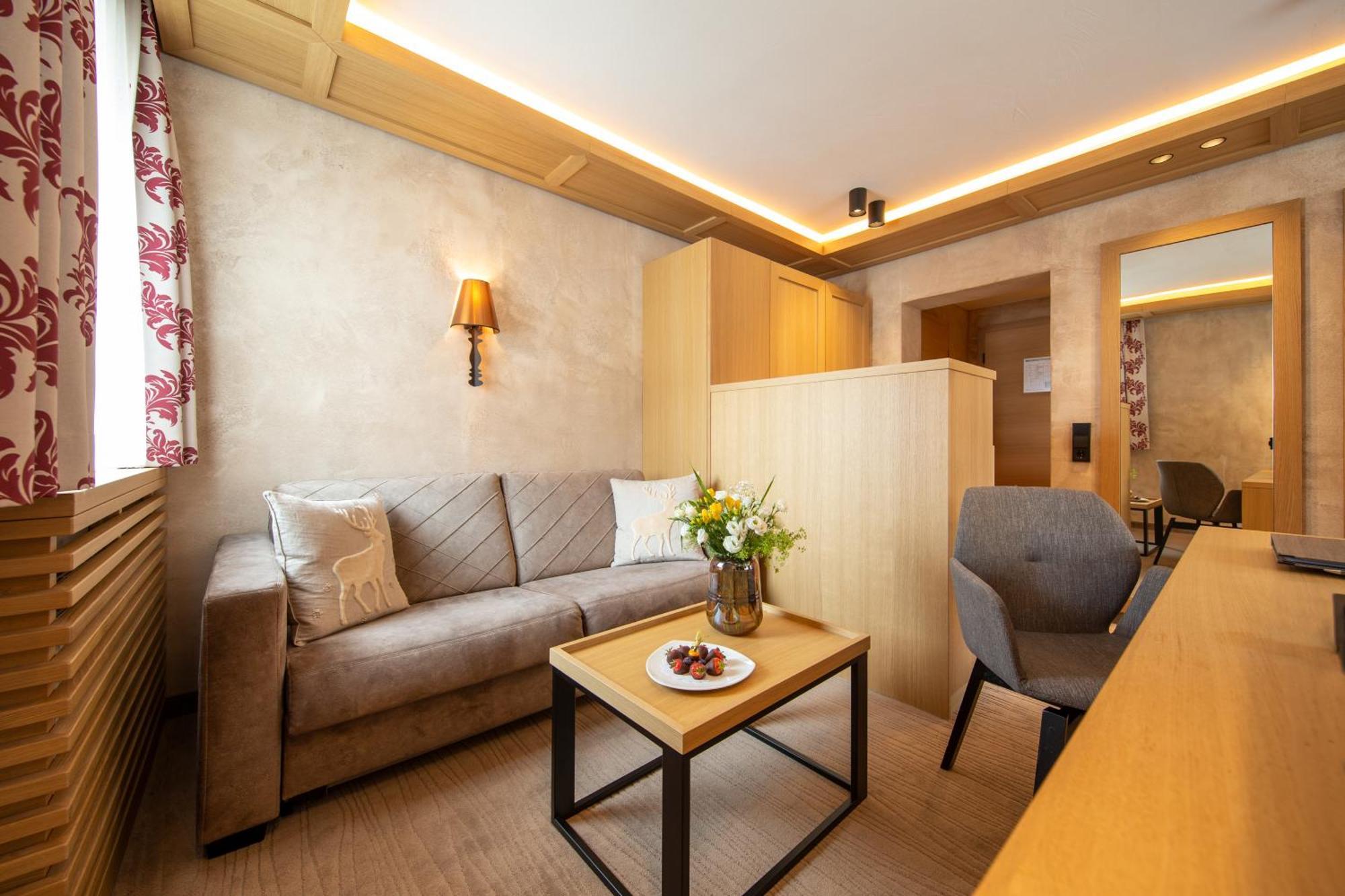 Hotel Alpina Deluxe اوبرغورغل المظهر الخارجي الصورة