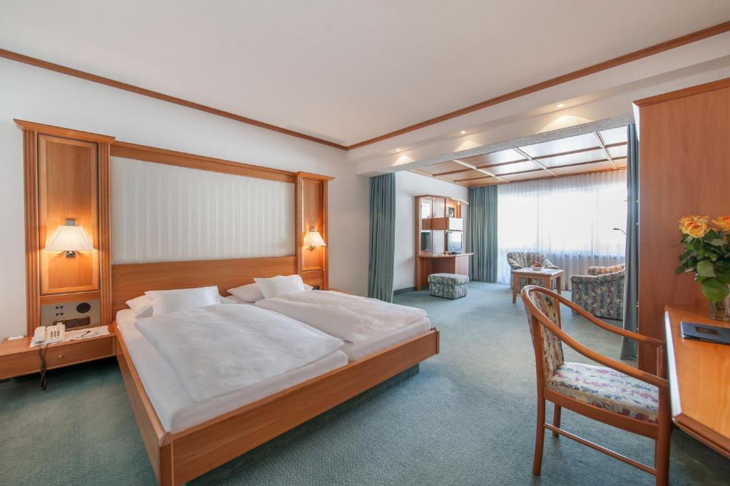 Hotel Alpina Deluxe اوبرغورغل الغرفة الصورة
